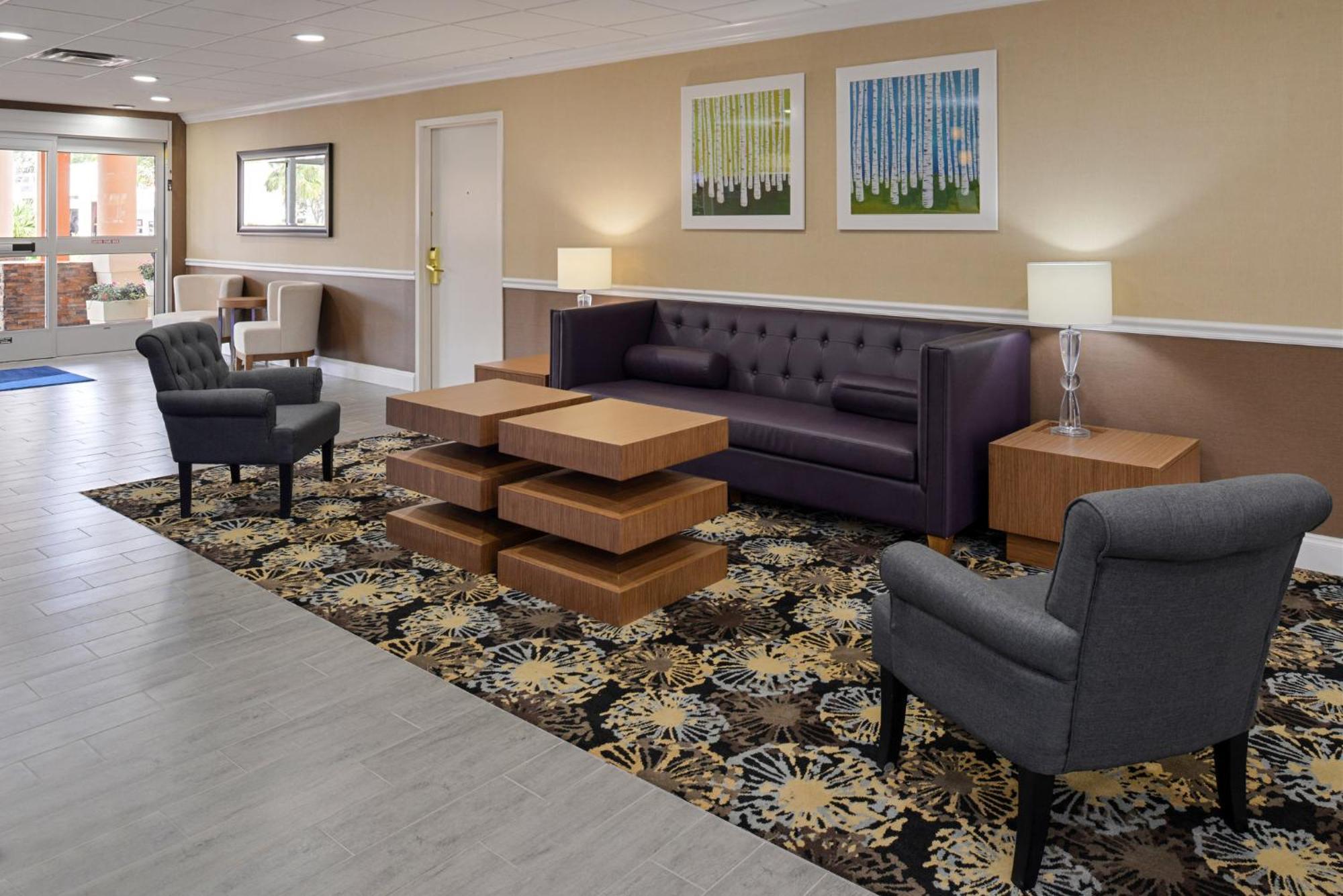 Express & Bonita Springs/naples By Ihg Bonita Springs
